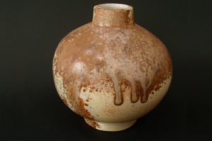 Globe vase made from natural porcelain