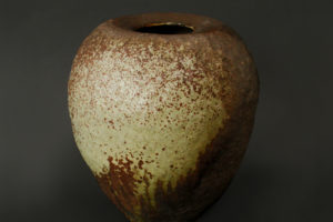 Stoneware pot