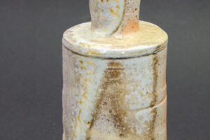 Bottle vase, raw clay porcelain