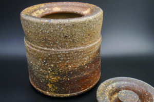 Cold water pot
